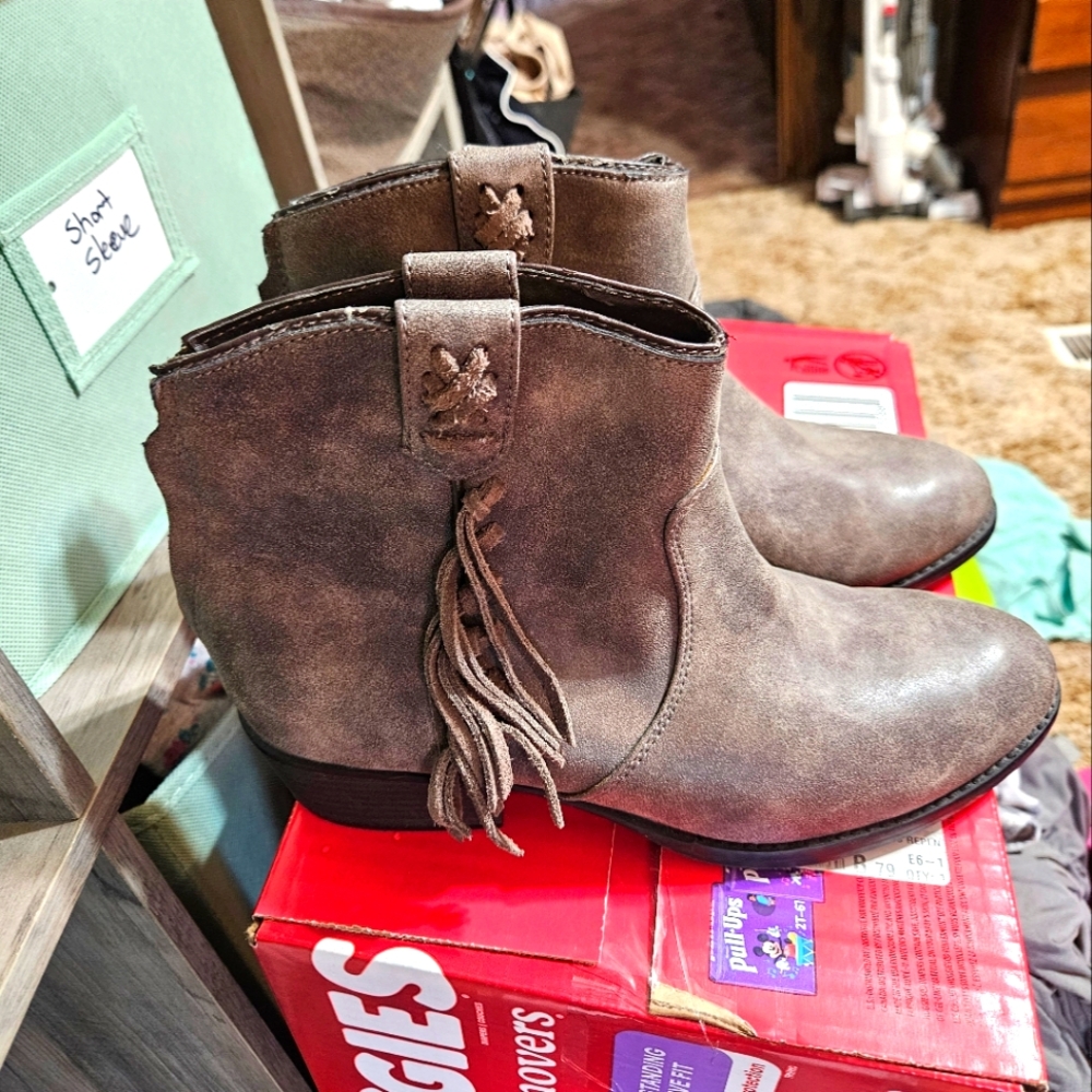 Women's ankle boot